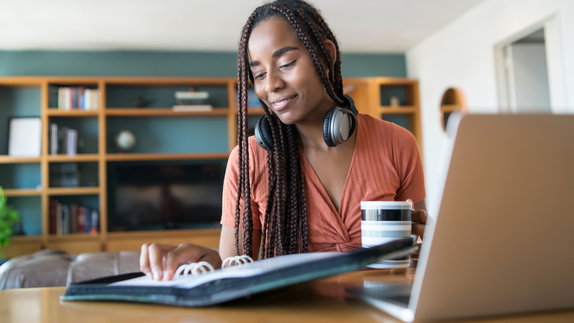 ALTERNANCE TELETRAVAIL OPPORTUNITES LIMITES